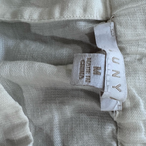 Lunya Cream Textured Top and Shorts sleep Set Sz m - Picture 8 of 11